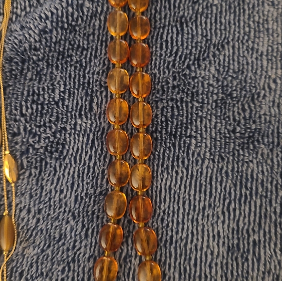 Monet costume necklace and a topaz costume beaded necklace. - Picture 7 of 8